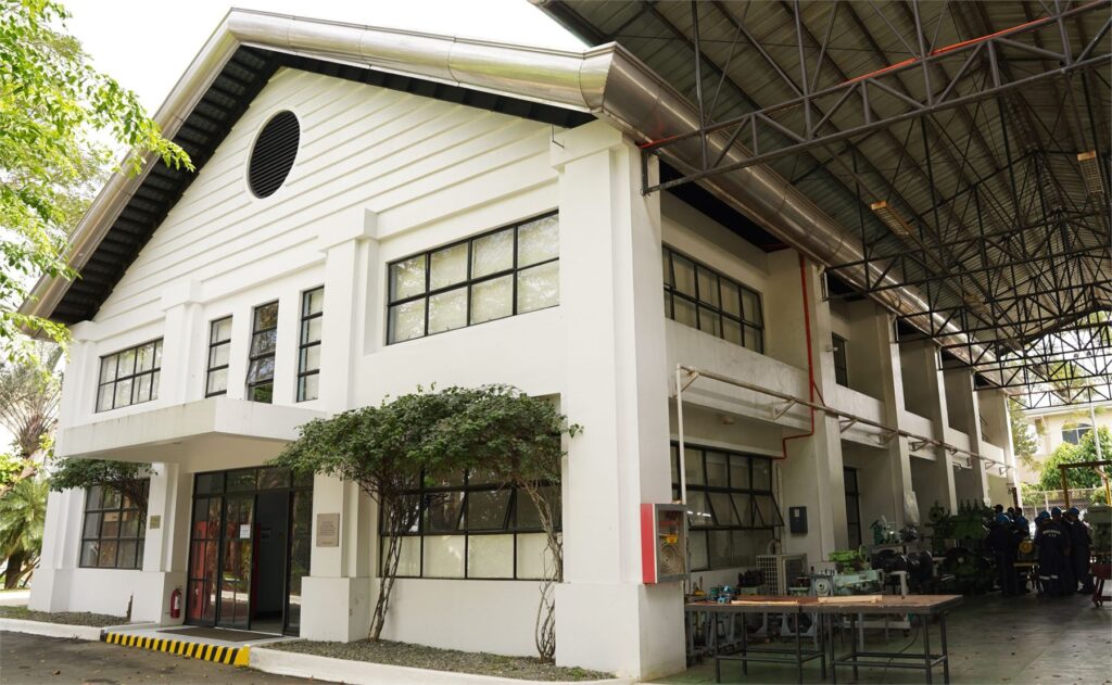 Panday Pira I training building exterior