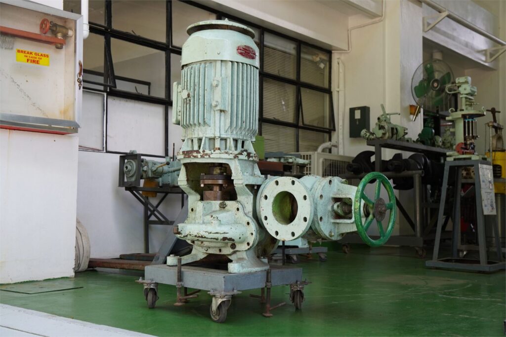Centrifugal pump training equipment