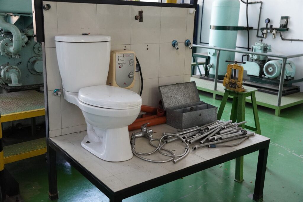 Plumbing training station